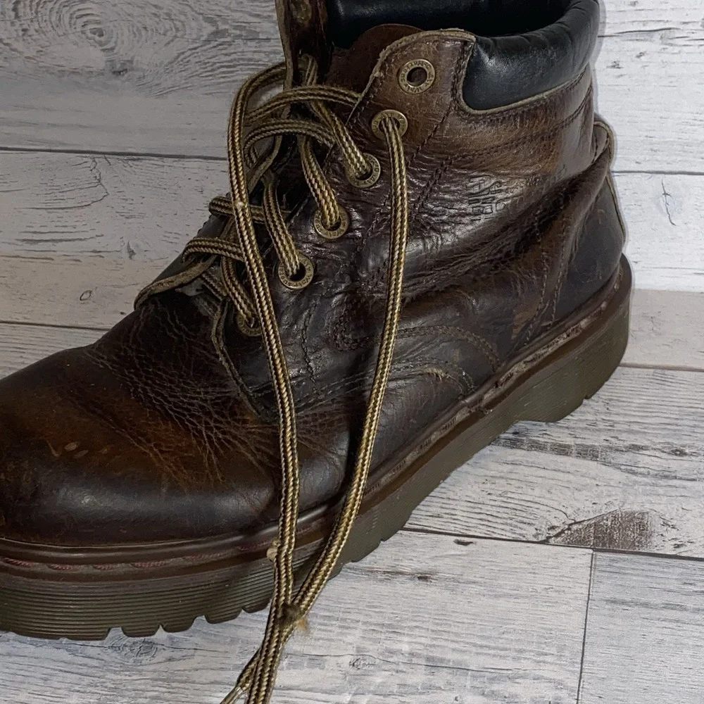Dr. Martens Boots‎ Mens 8 Brown Leather Distressed 90s Vintage Made England 8284